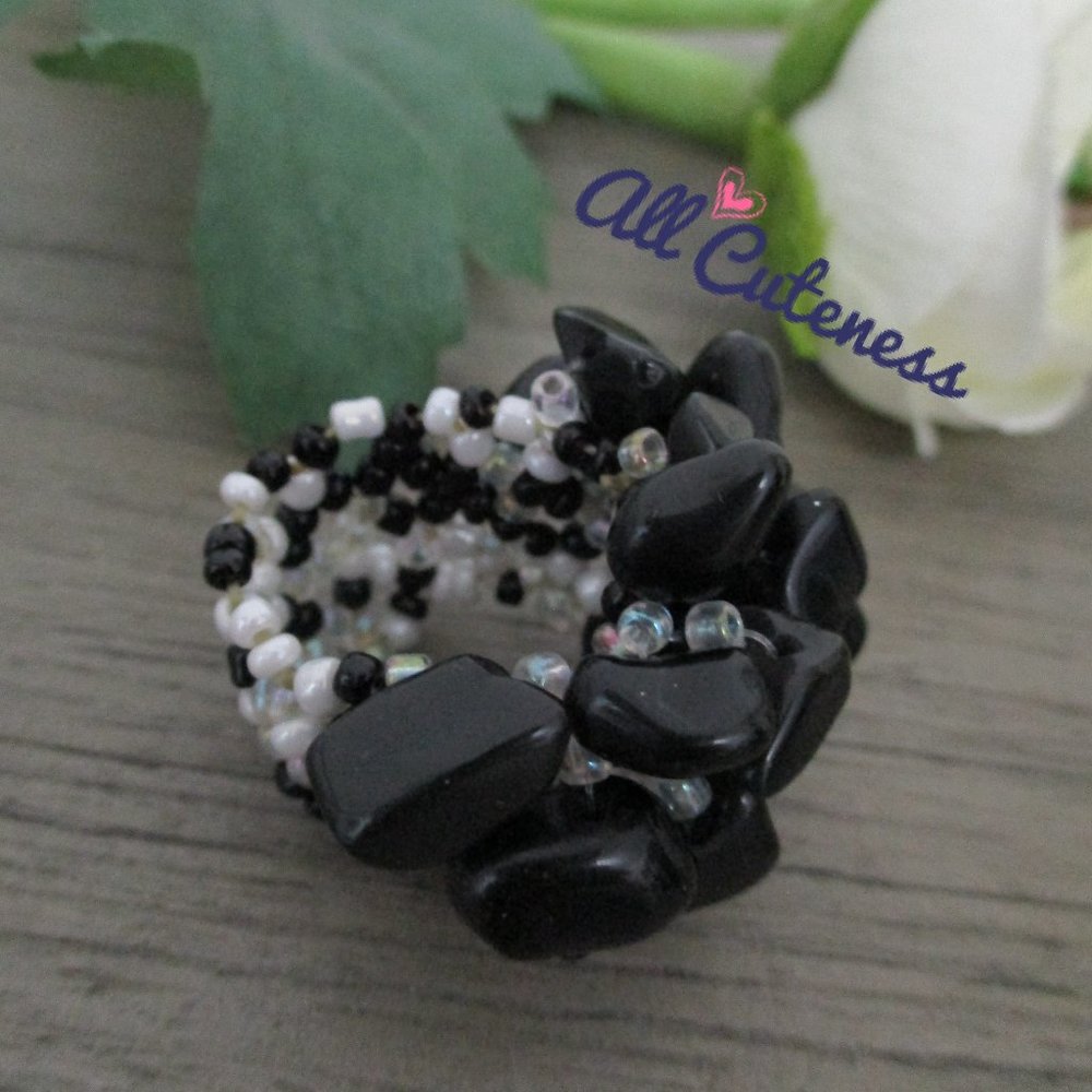 Black and White Beaded Stretch Ring